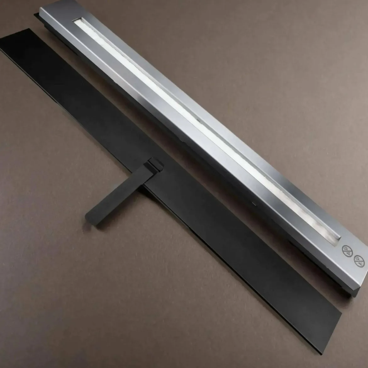 Bruciatore Airole, 11x90 h5 cm, Nero e Argento