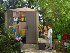 Casetta da Giardino Beige Nero Resistente Agli Agenti Atmosferici Presenza Finestre 184x111x201h cm, Tetto a due Falde - Tiffin