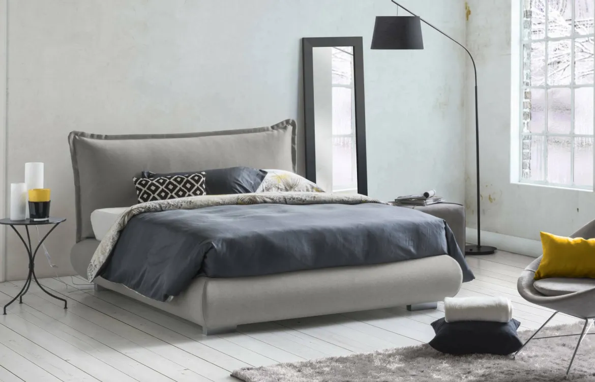 Letto matrimoniale contenitore grigio 180x220cm rivestito in tessuto - Geras
