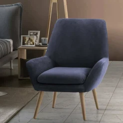 Poltrona in poliestere con braccioli crema - Surigae