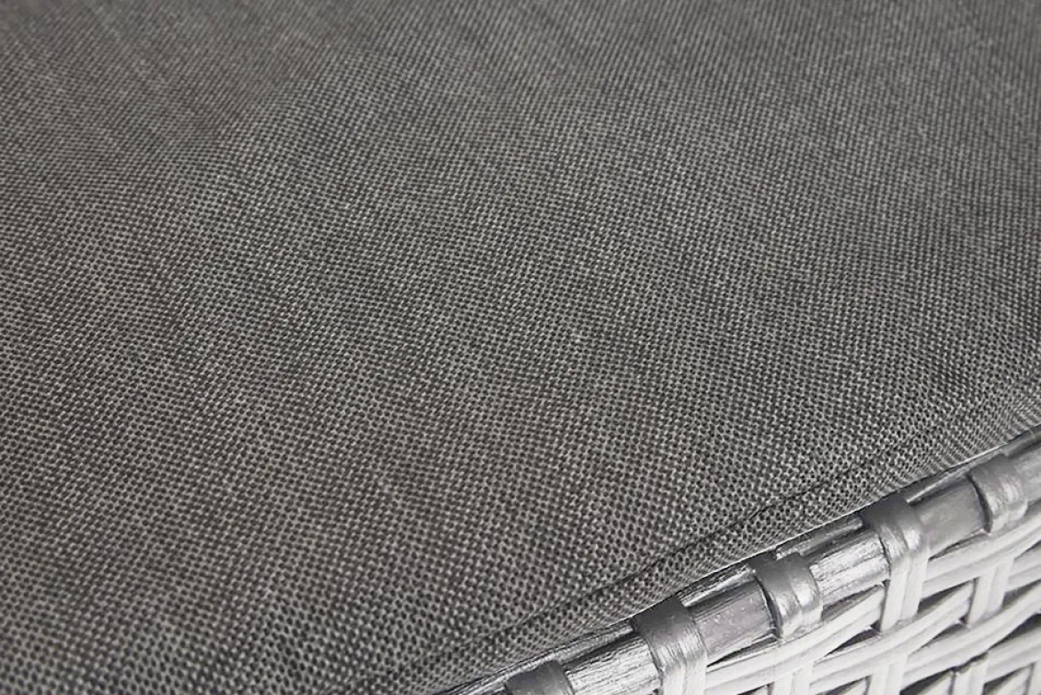 Salotto da esterno 4 poltrone e 1 divano con tavolino contenitore bianco - Asiak