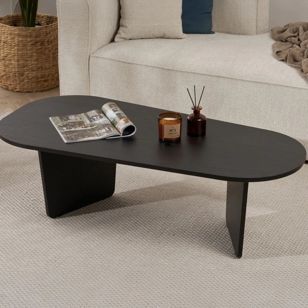 Tavolino da Salotto Nero Forma Quadrata Materiale Piano in Vetro 55x55x36h cm, Colore Ripiano Trasparente - Giacinta